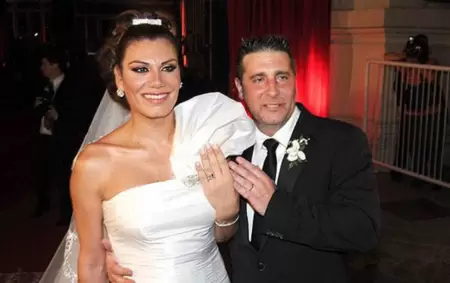 Flor de la V y su marido