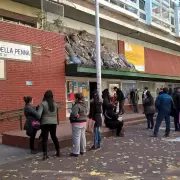 Una lapicera y tres heridos: detienen a dos mujeres por atacar al director de una escuela en una reunin de padres