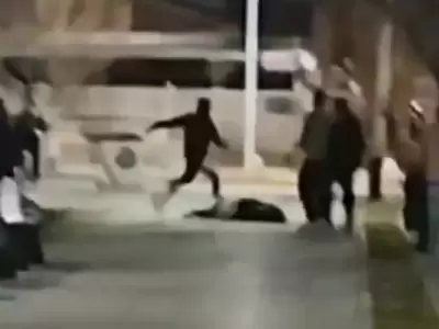 Brutal ataque a un joven en Mendoza: un policía le pateó la cabeza