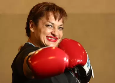 Alejandra "Locomotora" Oliveras