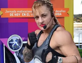 Alejandra "Locomotora" Olivera