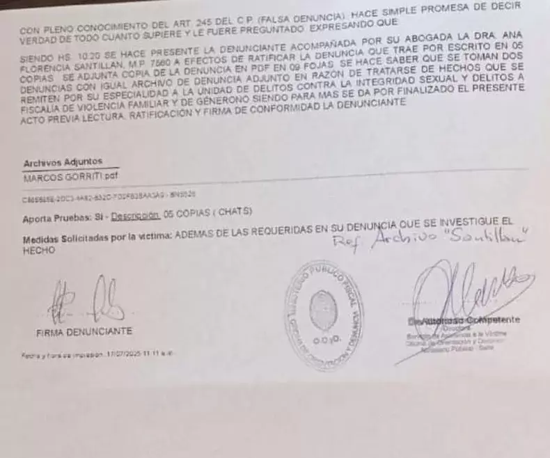 Le propona sexo oral a una empleada a cambio de descuentos en la retenciones de su sueldo.
