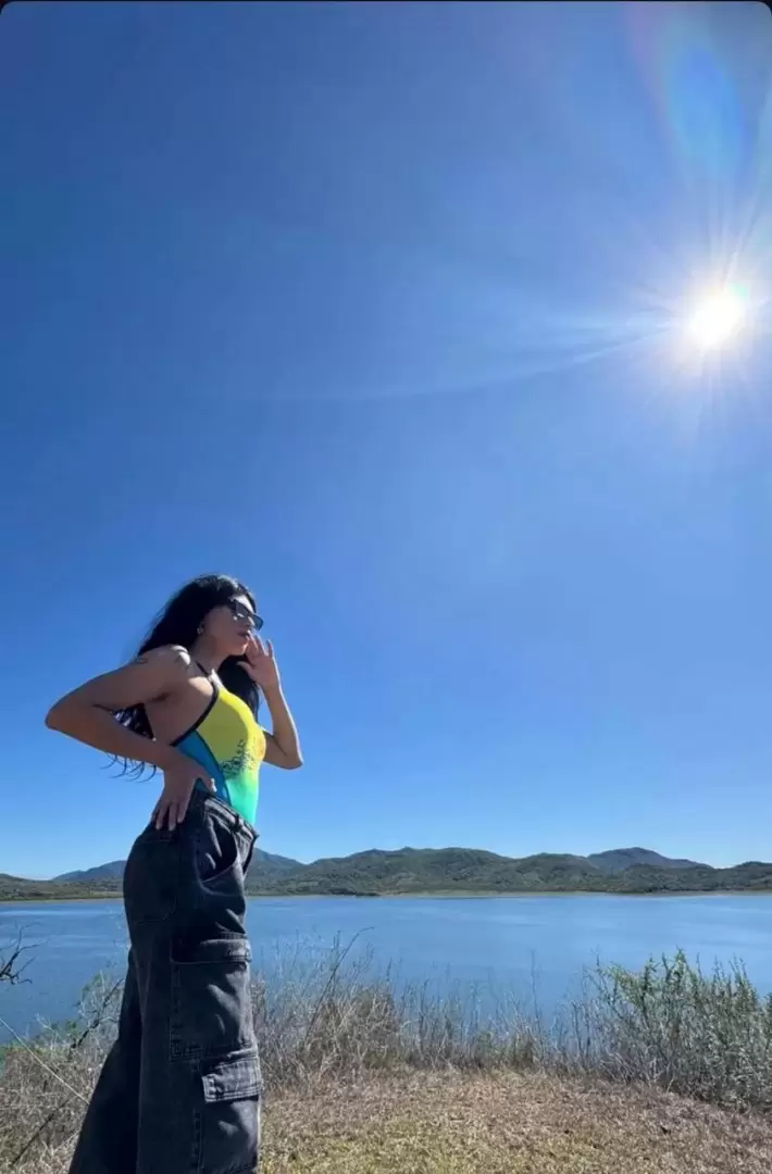 Luana entrena en "Yararas NataciÃ³n", un equipo LGBT+ que le dio un espacio de pertenencia.