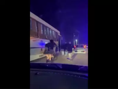 Golpes, gritos y sangre en la madrugada: brutal batalla campal entre adolescentes en un boliche de Santa Fe