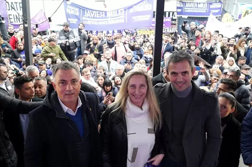 Sebastin Pareja, Karina Milei y Martn Menem.