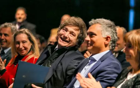 Karina y Javier Milei junto a Sebastián Pareja
