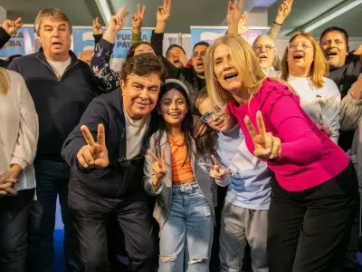 "No son tiempos de improvisaciones ni de experimentos: necesitamos certezas y un plan de desarrollo que se sostenga en el tiempo", Espinoza