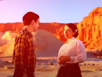 Frame del video Tu Misterioso Alguien