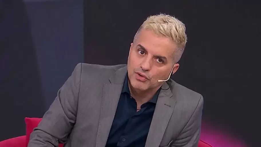 ngel De Brito acusado de "caretn" por no pronunciarse sobre el video de Cneo Libarona