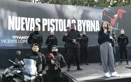 La intendenta del partido, Soledad Martnez, present estas nuevas armas y  destac la importancia de seguir sumando herramientas concretas que fortal