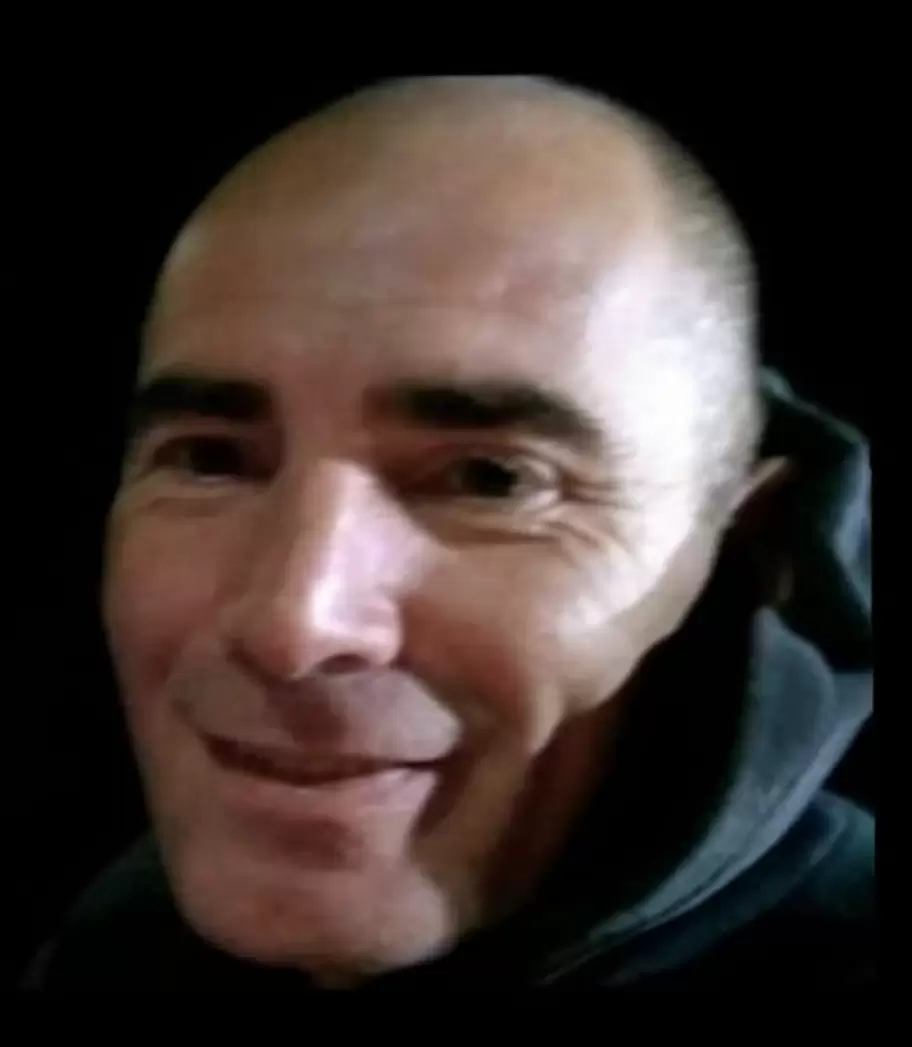 Walter Berhovet era trabajador del subte y falleci producto de un cncer vinculado al asbesto que circula por las cinco lneas porteas.