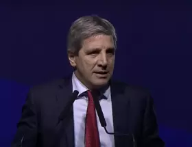Caputo arremetió contra la izquierda en clave ideológica