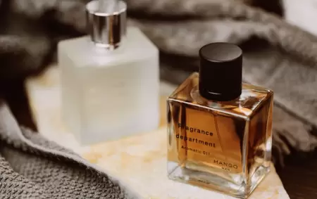 Perfume �rabe con notas intensas y c�lidas, uno de los favoritos por su elegancia y durabilidad.