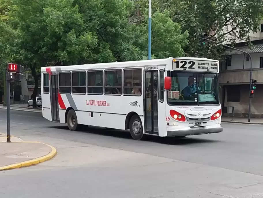 El transporte público tucumano atraviesa una fuerte crisis ante los usuarios, que amenaza en ser perjudicial para la gestión provincial.