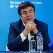 Fernando Espinoza: "El pueblo y los cientficos con su voto van a frenar a Milei"