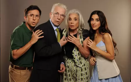 Rodrigo Noya, Gerardo Romano, Ana María Picchio y Gabriela Sari.