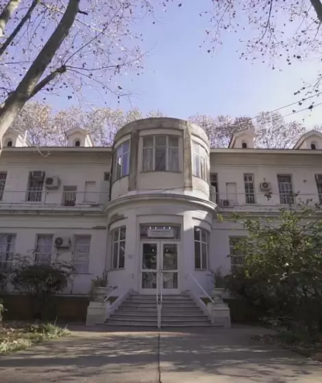 Instituto de Oncologa ngel H. Roffo