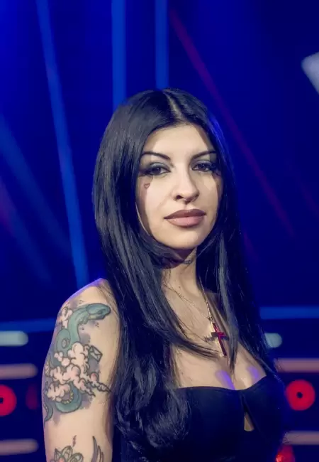 Cazzu debutó el lunes en La Voz Argentina