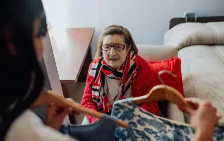 Los asistentes gerontológicos ya no solo deben cuidar, sino acompañar ese cuidado con promoción de autonomía