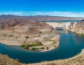 Central Hidroeléctrica Piedra del Águila