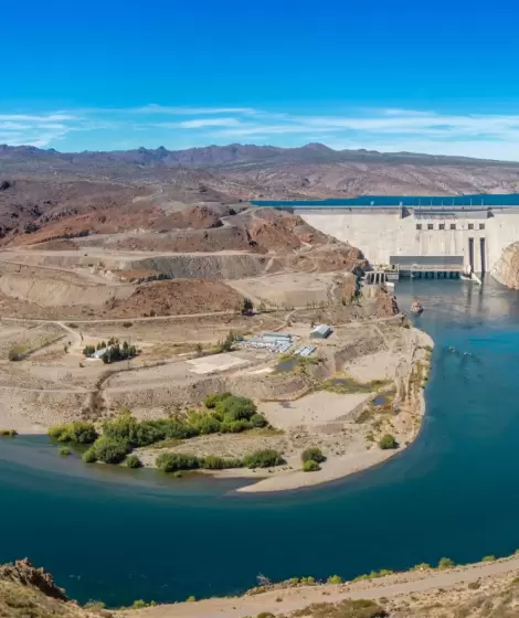 Central Hidroelctrica Piedra del guila