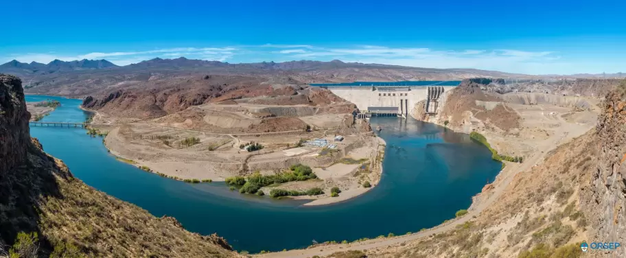 Central Hidroeléctrica Piedra del Águila