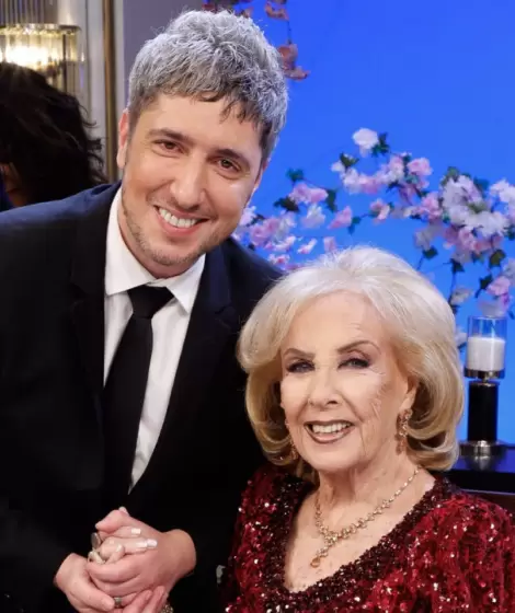 Mirtha Legrand junto a Jey Mammon