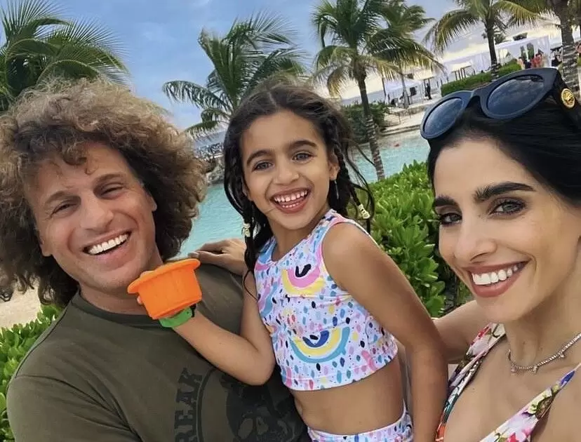 Darian "Rulo" Schijman y Gabriela Sari con su hija Donna.