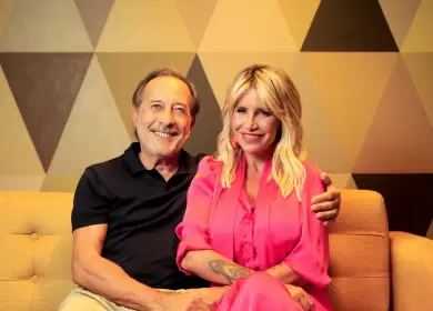 Guillermo Francella y Florencia Pe�a protagonizaron la versi�n argentina de Casados con Hijos.