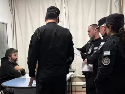 Ariel Garca Furfaro ante el operativo de la PSA que lo detuvo.