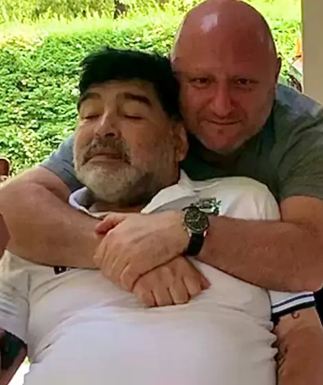 El histrico amigo del Diez rompi el silencio tras el acuerdo judicial con el periodista, que lo haba acusado de llevarle droga a Diego