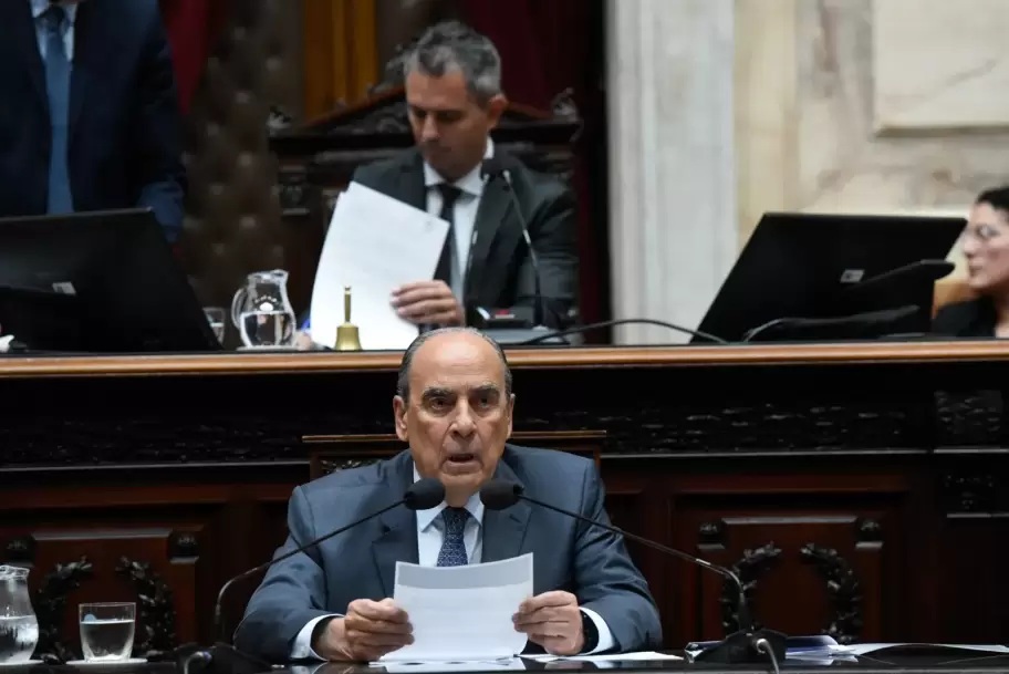 Guillermo Francos y su presentacin de informe en Diputados