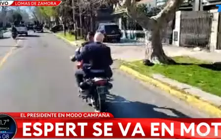 Espert tuvo que huir en una moto