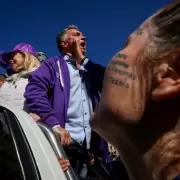 Sebastin Pareja considera que los vecinos de Lomas que atacaron a Milei "son discapacitados"