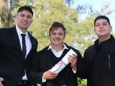 Alejandra orgullosa de sus hijos