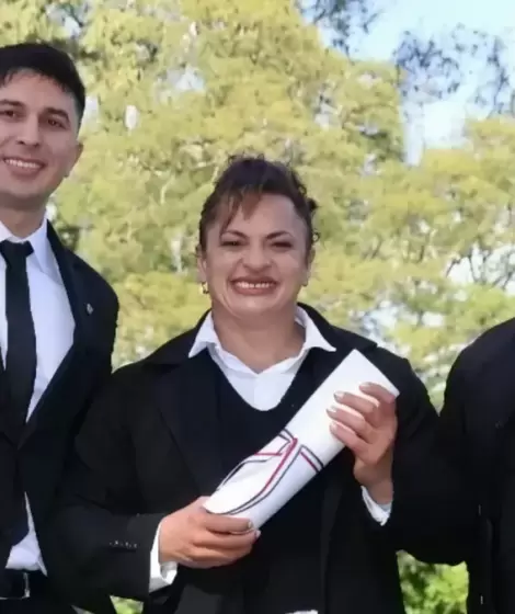 Alejandra orgullosa de sus hijos