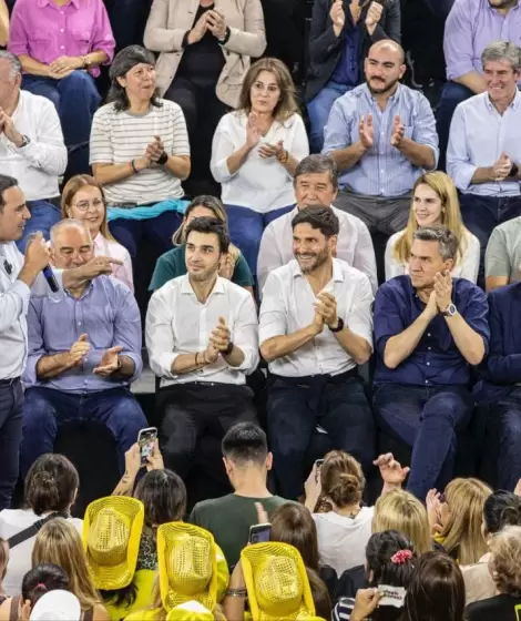 Gustavo Valds en el marco del cierre de campaa de Vamos Corrientes