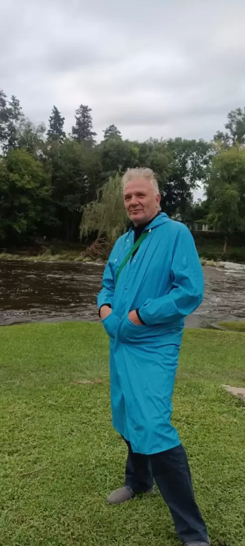 Juan Imassi es cineasta, fotógrafo, escritor y docente, entre otras cosas.