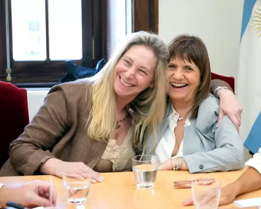 Karina Milei y Patricia Bullrcih