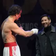 Messi sorprendi en el teatro y se llev la ovacin de la noche: "Es la definicin de la humildad"