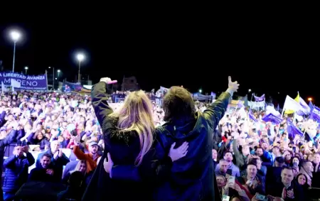 Javier y Karina Milei en Moreno