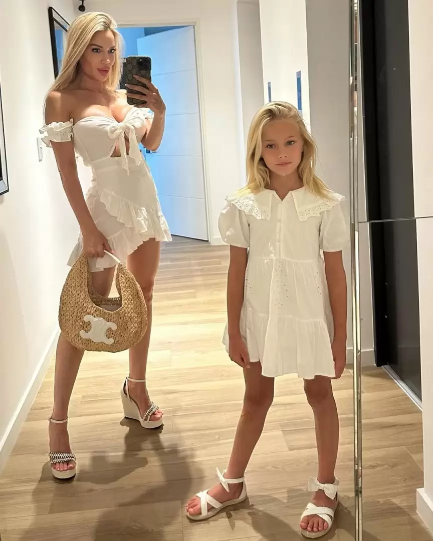 Luciana Salazar y su hija Matilda