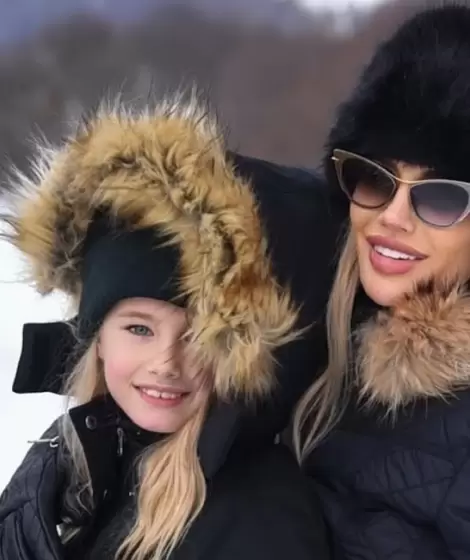 Luciana Salazar y su hija Matilda