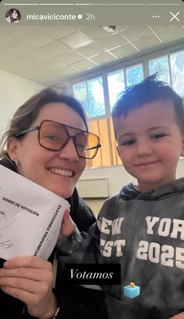 Mica Viciconte votó con su hijo Luca y lo mostró en sus redes sociales.