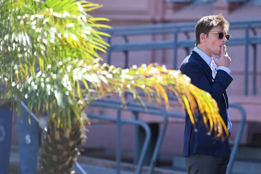 Santiago Caputo tomará el control político de cara a octubre.