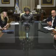 La vieja-nueva mesa poltica de Javier Milei: un dj vu de mal gusto que promete seguir con la motosierra