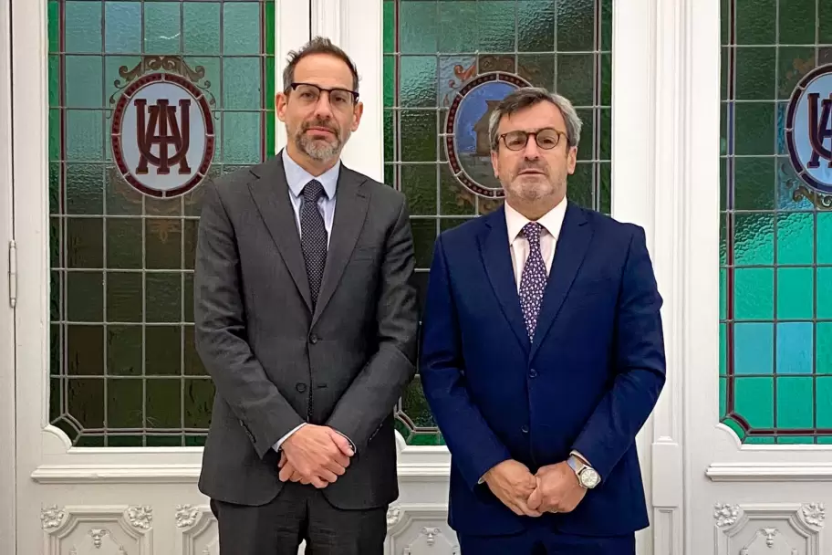Diego Sucalesca junto a Martn Rappallini, presidente de la UIA