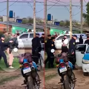 Horror en Concordia: una nena de 14 aos asesin a cuchilladas a su vecina en plena calle