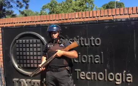 El INTI fue varias veces tomado por la Polica Federal en el 2025