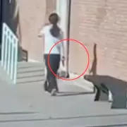 Terror en Mendoza: una adolescente de 14 aos entr armada a la escuela, dispar y se atrincher